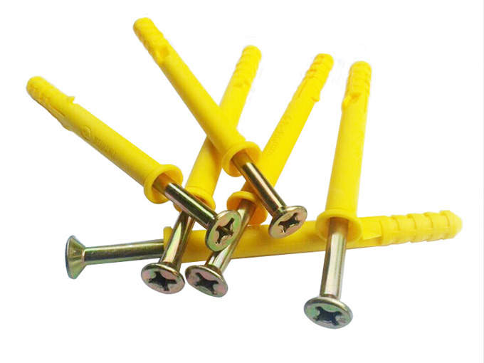 Plastic expansio