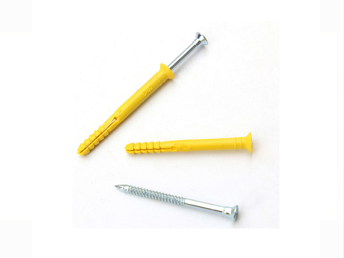 Plastic expansio